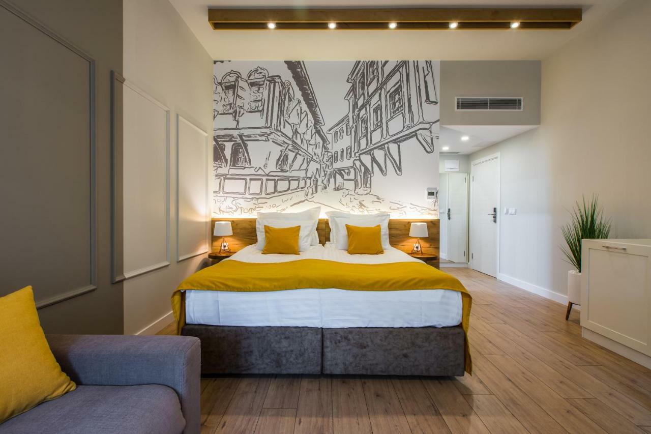 Hillhouse Plovdiv Hotel ภายนอก รูปภาพ