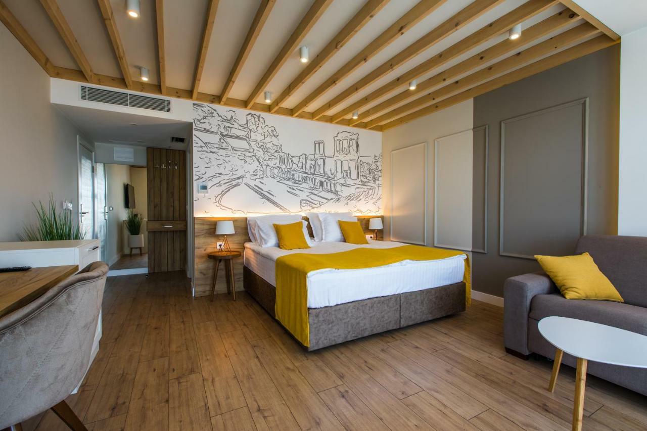 Hillhouse Plovdiv Hotel ภายนอก รูปภาพ