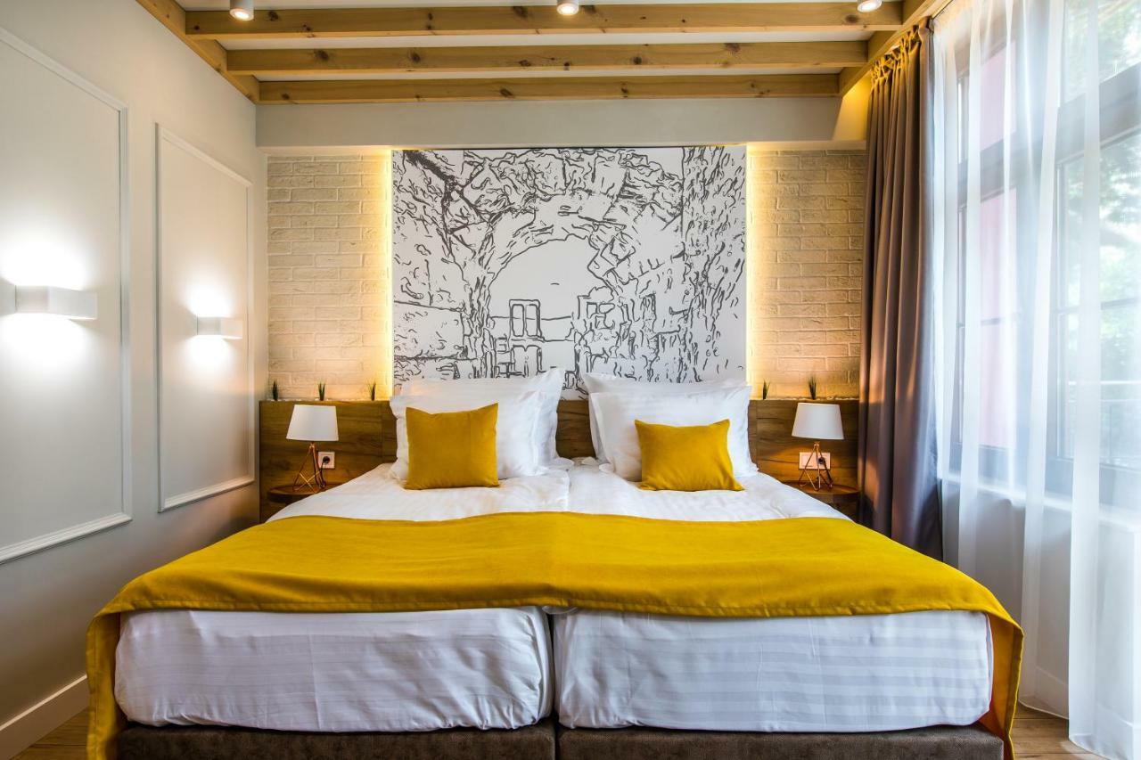 Hillhouse Plovdiv Hotel ภายนอก รูปภาพ