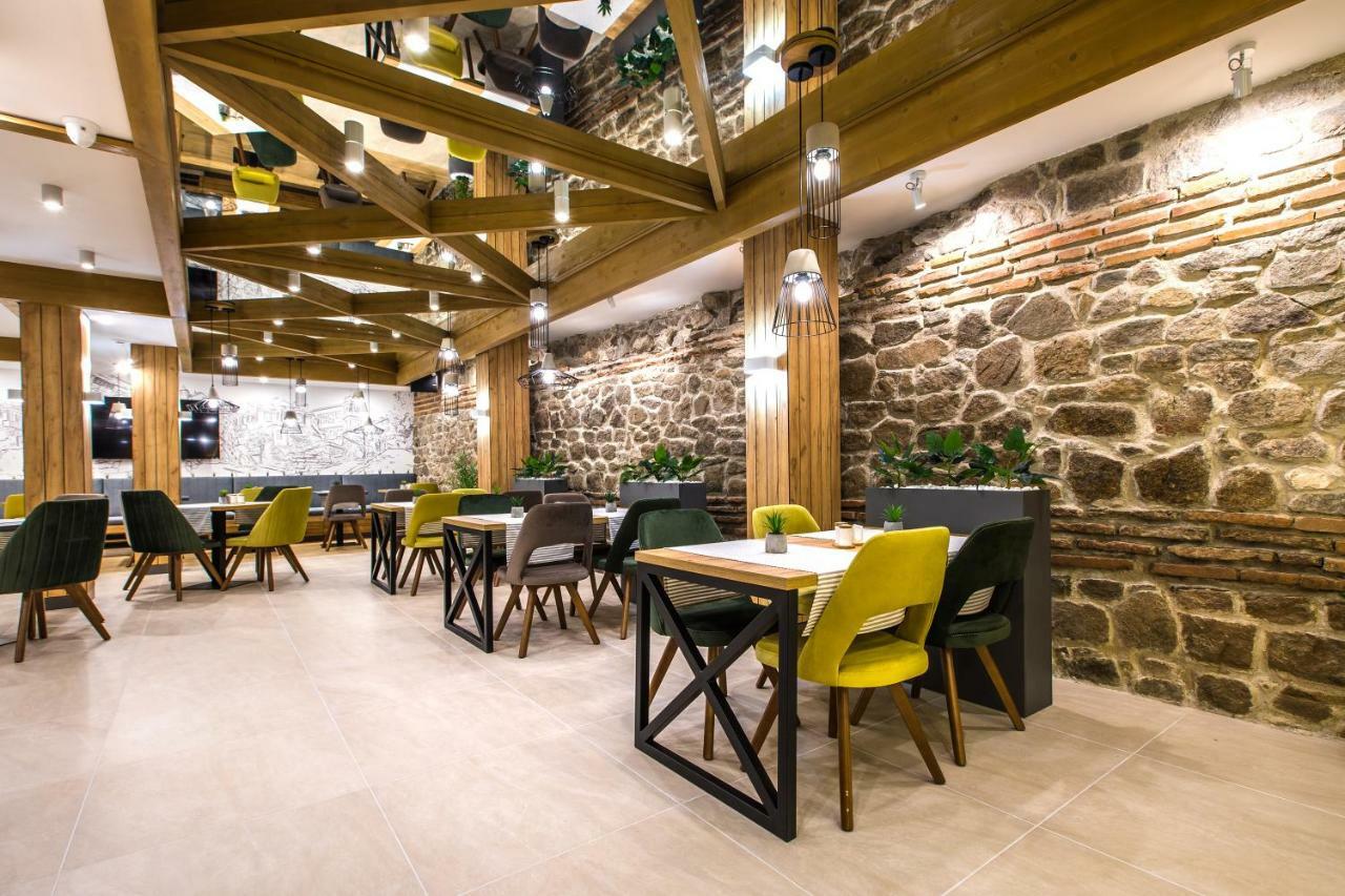 Hillhouse Plovdiv Hotel ภายนอก รูปภาพ