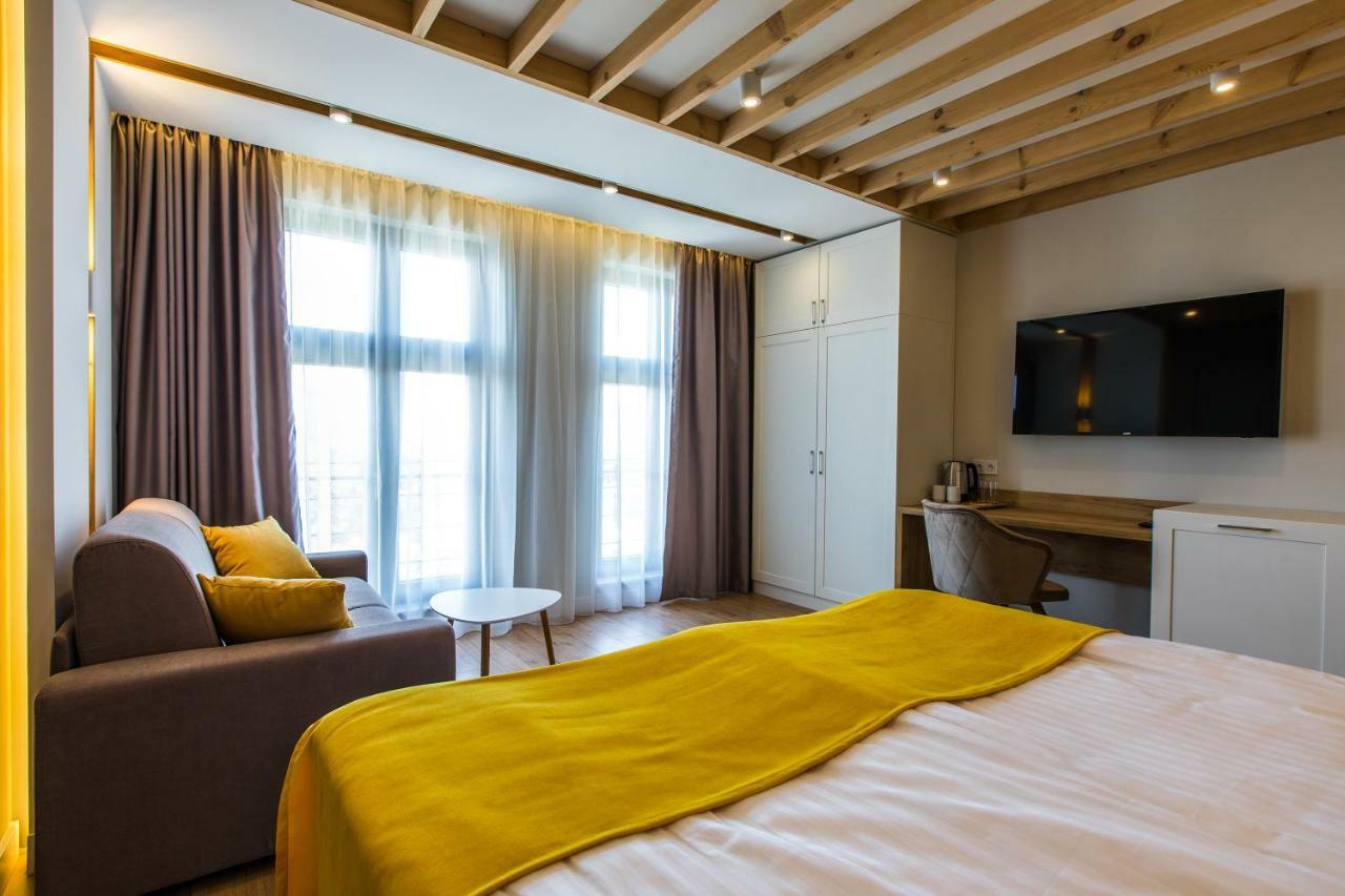 Hillhouse Plovdiv Hotel ภายนอก รูปภาพ