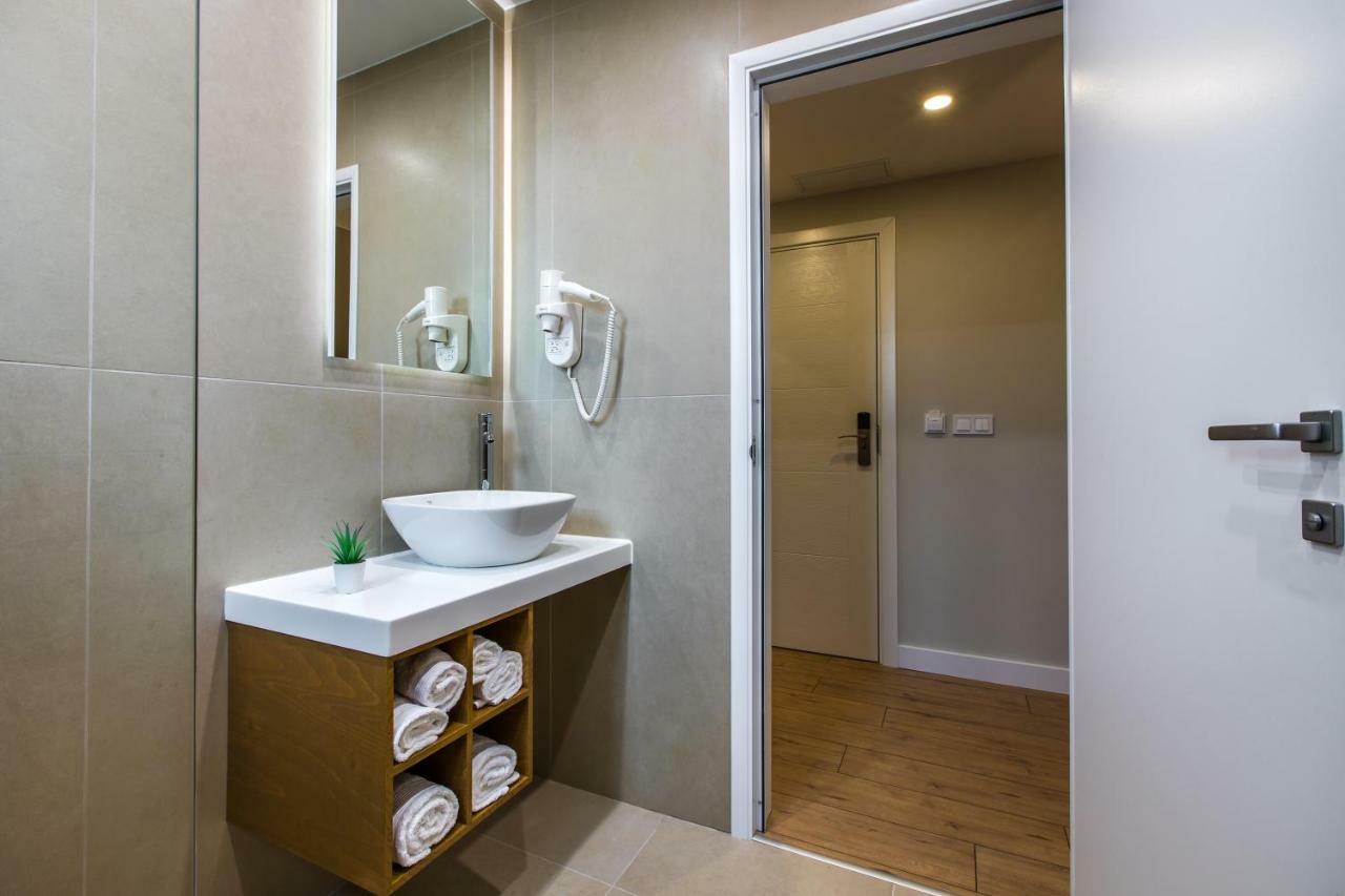 Hillhouse Plovdiv Hotel ภายนอก รูปภาพ