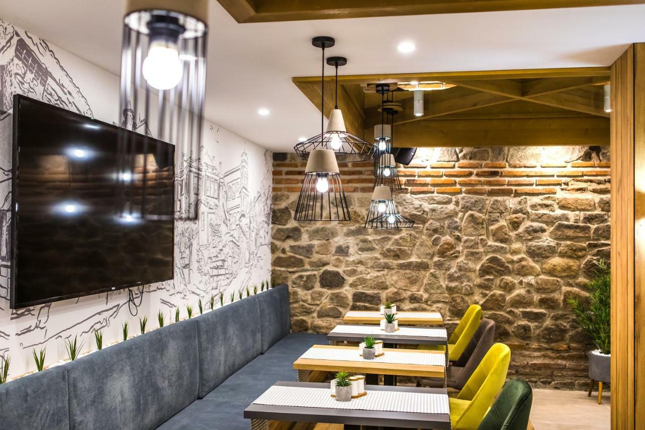 Hillhouse Plovdiv Hotel ภายนอก รูปภาพ
