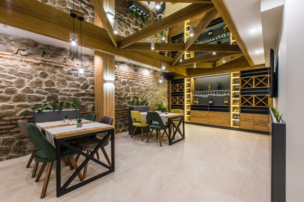 Hillhouse Plovdiv Hotel ภายนอก รูปภาพ