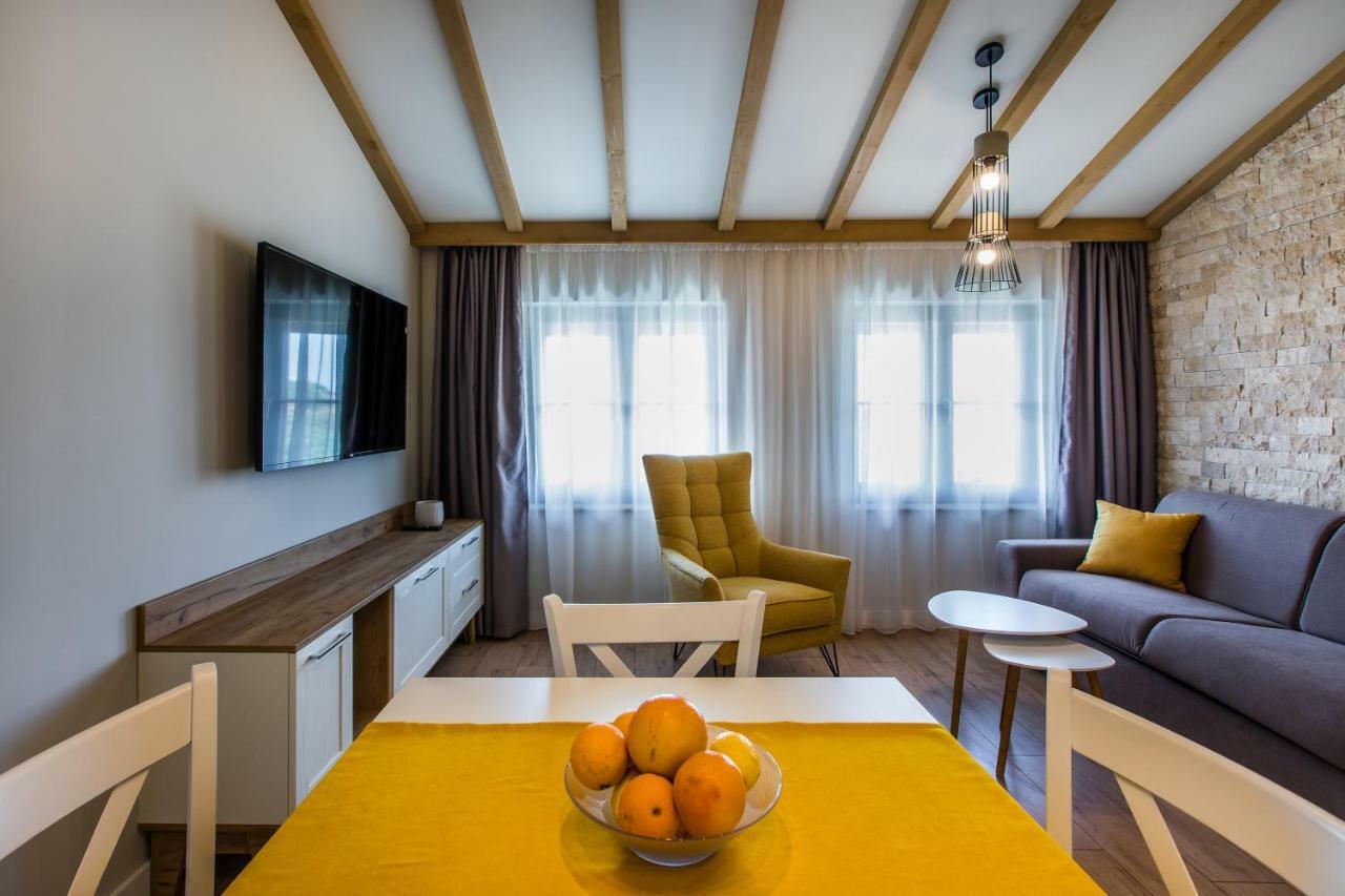 Hillhouse Plovdiv Hotel ภายนอก รูปภาพ