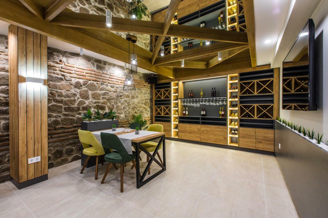 Hillhouse Plovdiv Hotel ภายนอก รูปภาพ